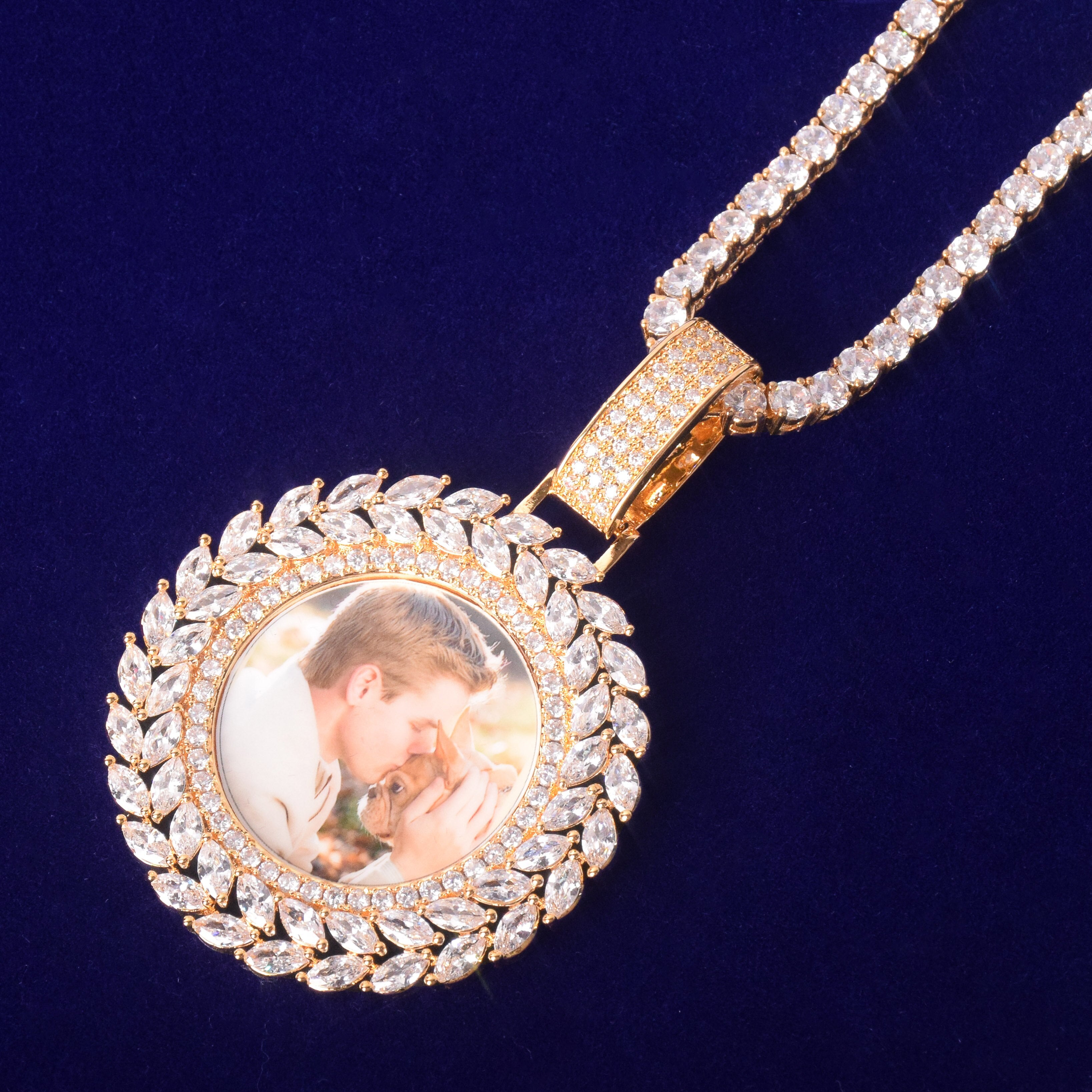 Necklace with Picture Inside | Picture Necklace